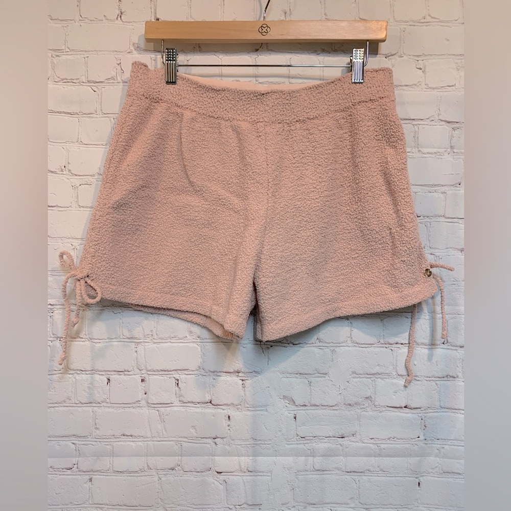 BuffBunny Pink Loop Yarn Nubby Fleece Shorts Size L - Picture 1 of 4